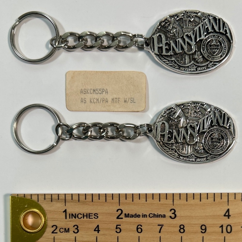 Pennsylvania Keychain Silver Tone Souvenir State Seal Keystone Key VTG Y2K Auto